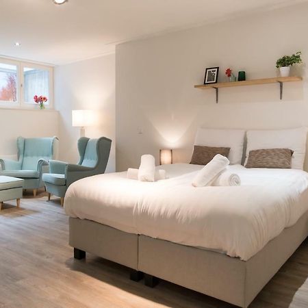 Clean And Modern Nassau Canal Apartment Амстердам Екстериор снимка